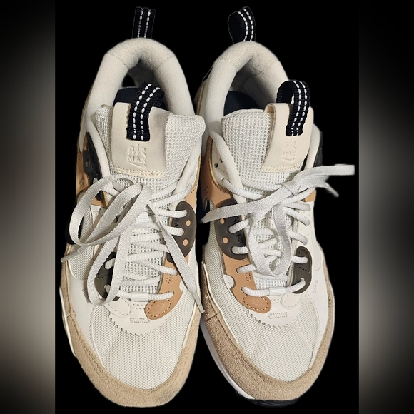 Nike Air Max 90 Futura Women's Shoes - Picture 10 of 10